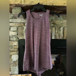 NWT ATHLETA essence tie back tank size medium